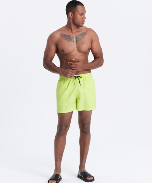 Lühikesed püksid meestele ombre lubi