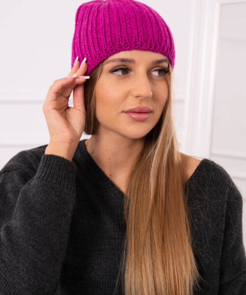 müts naistele punane