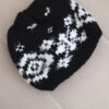 Naiste talvemüts – must / valge - Thumbnail Image 6