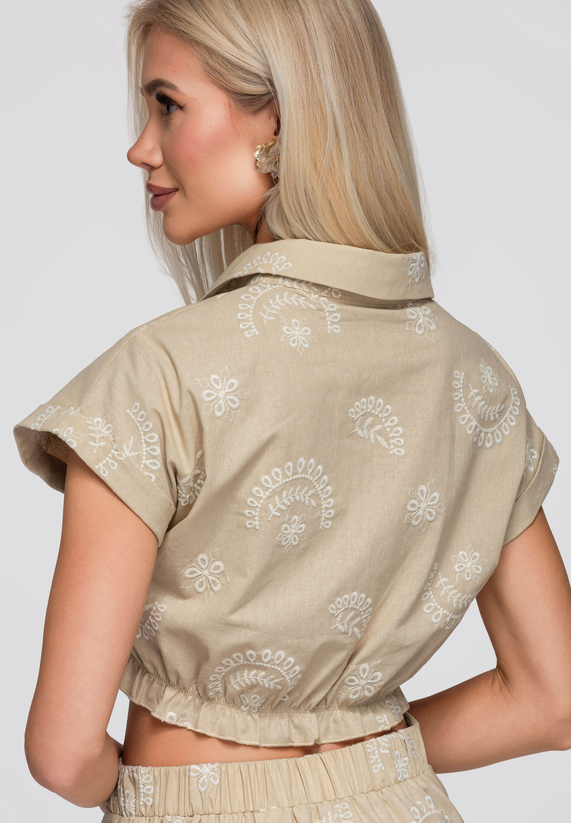 Lühike tikandiga naiste särk Ombre Clothing - Image 8