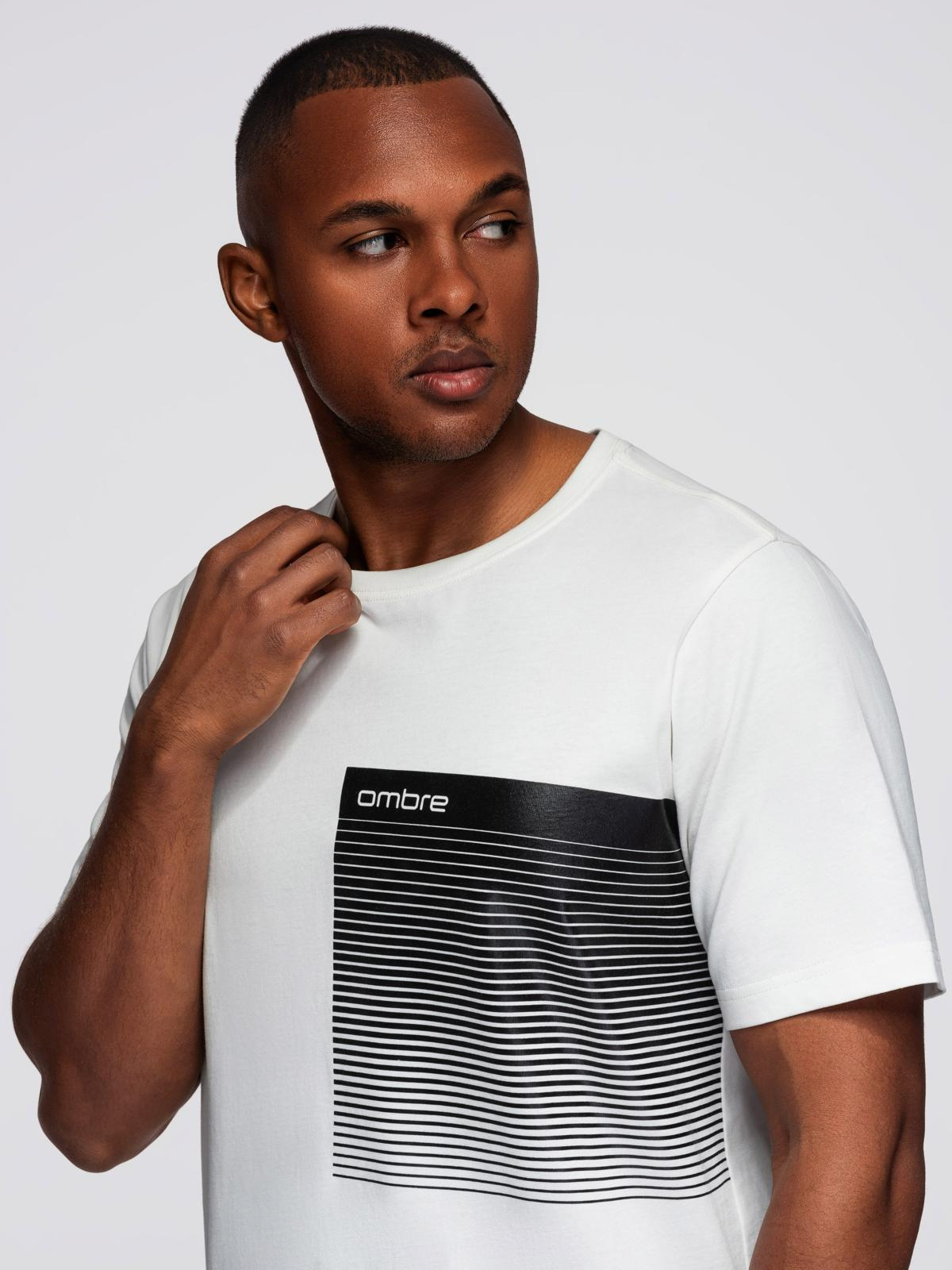 Meeste ümara kaelusega T-särk Ombre Clothing - Image 1