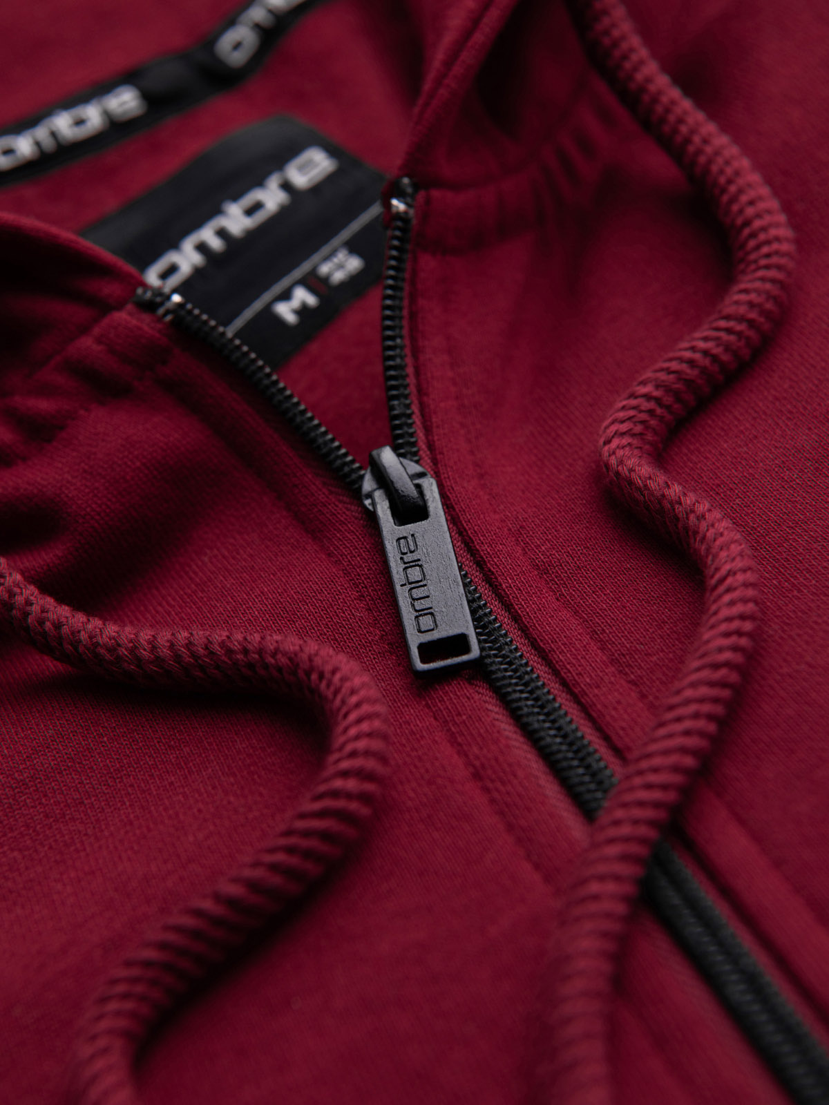 Meeste tõmblukuga kapuutsiga dressipluus Ombre Clothing - Image 25