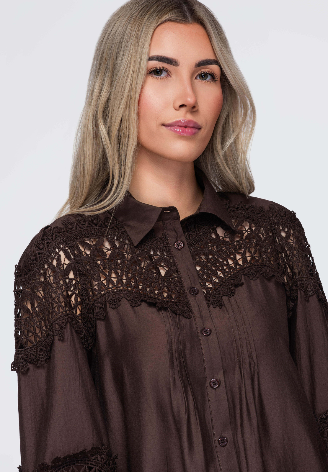 Ombre Clothing pitsidetailidega naiste triiksärk - Image 10