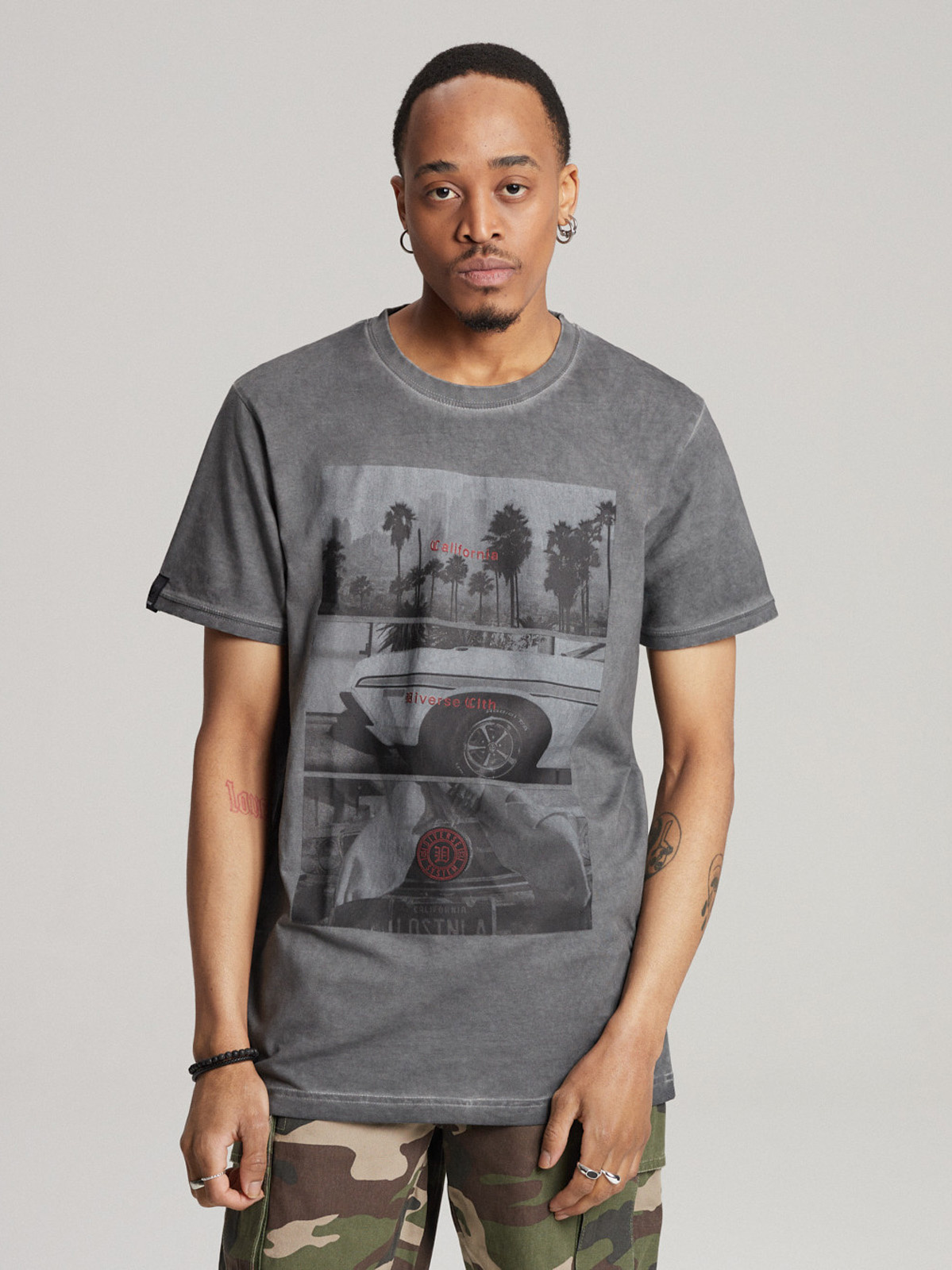 t-särk jackalss e s1818 - tumehall - Image 1