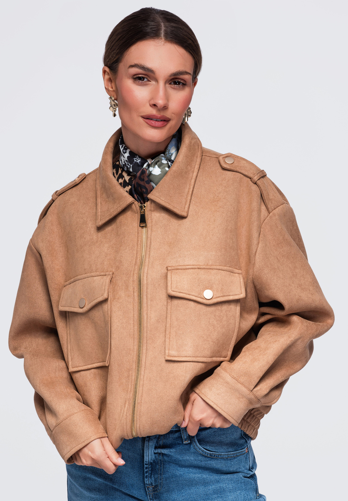 Naiste lühike vaba lõikega jakk Ombre Clothing - Image 1