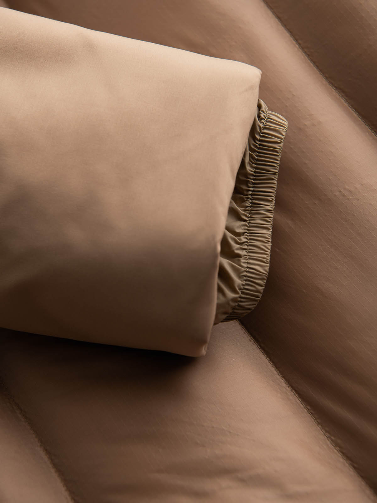 Meeste pikem tepitud talvejope kapuutsiga Ombre Clothing - Image 15