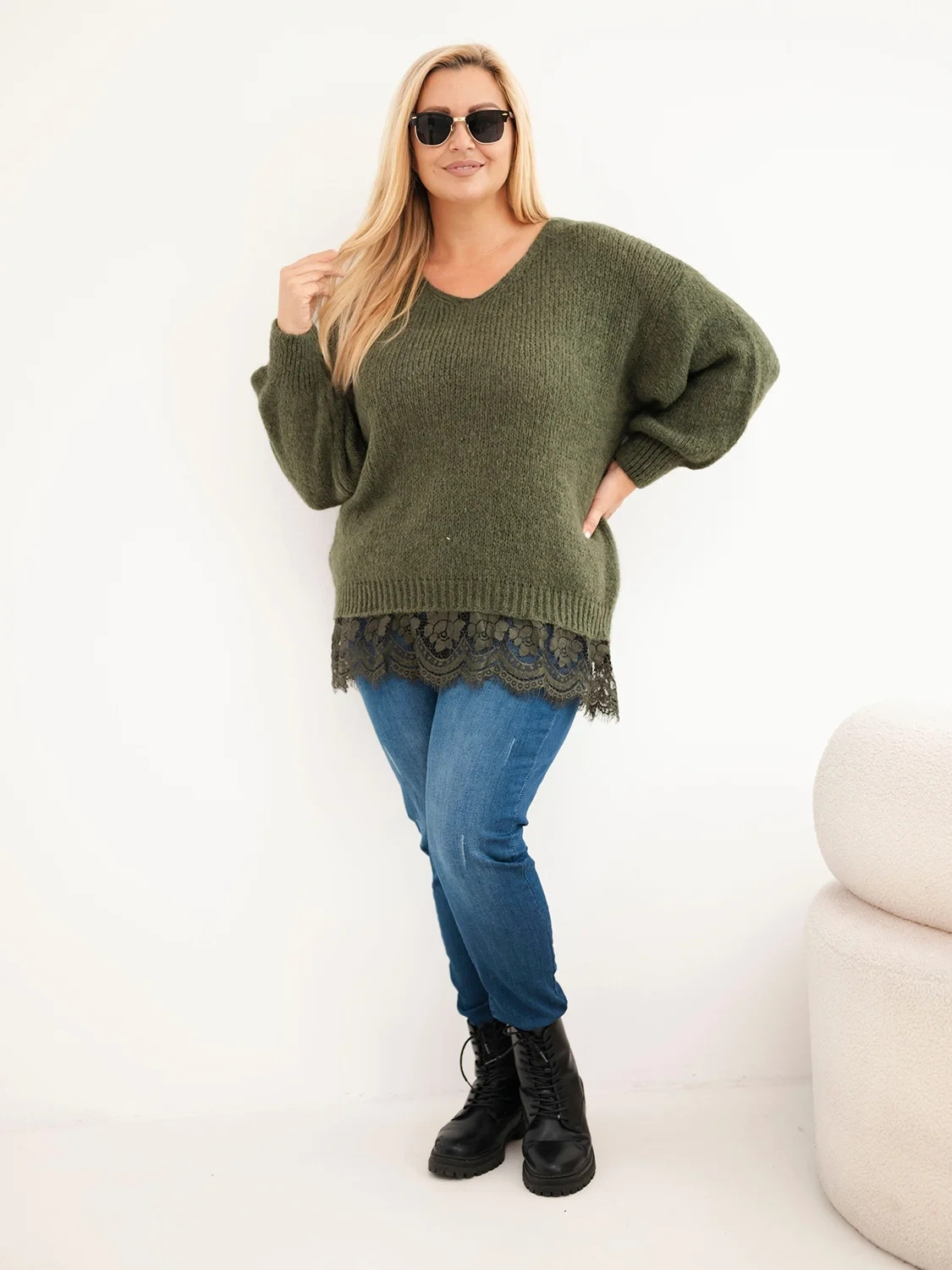 Naiste plus-size kampsun pitsäärega - Image 54