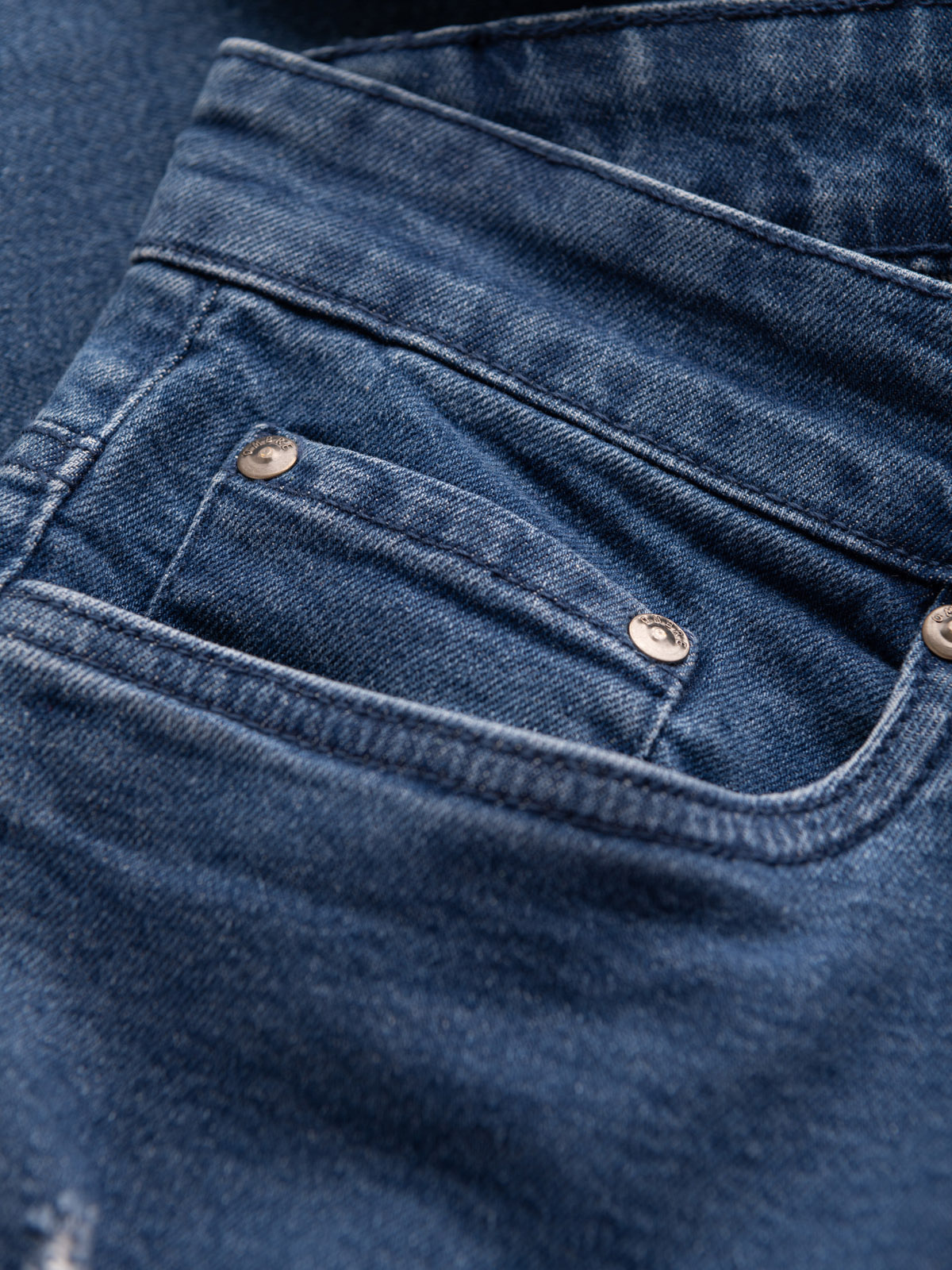 Ombre Clothing meeste teksapüksid rebenenud detailidega - Image 14
