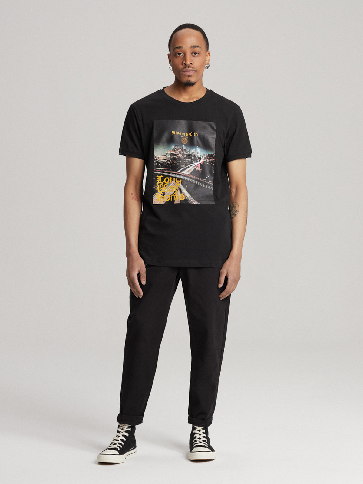 t-särk jackalss c s1820 - must - Image 1