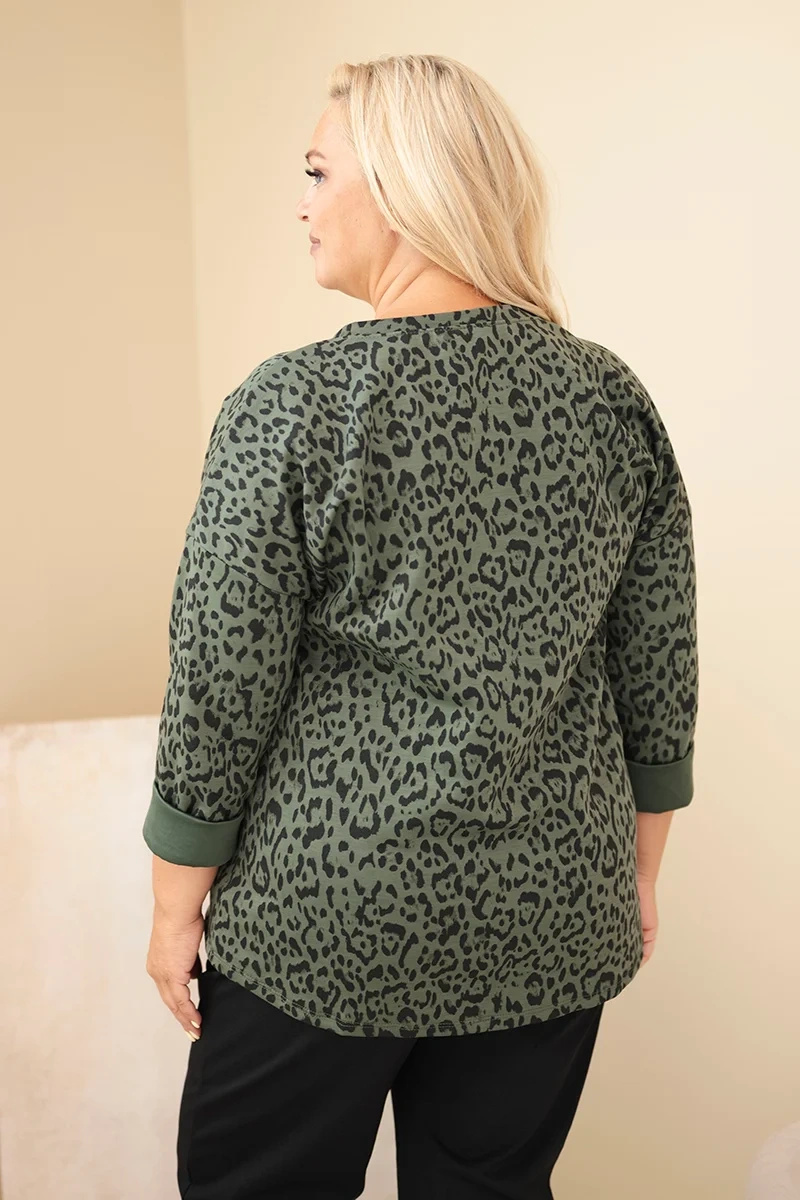 Naiste leopardimustriga pikendatud seljaosaga pluus Plus Size - Image 3