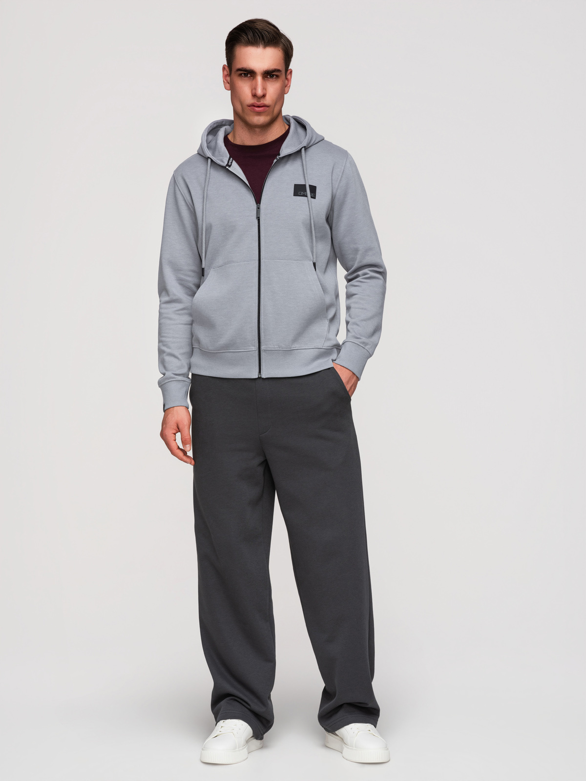 Meeste tõmblukuga kapuutsiga dressipluus Ombre Clothing - Image 1