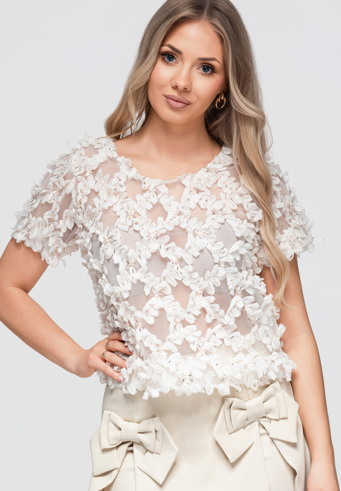 Naiste lühike pluus 3D lilleaplikatsioonidega Ombre Clothing - Image 10