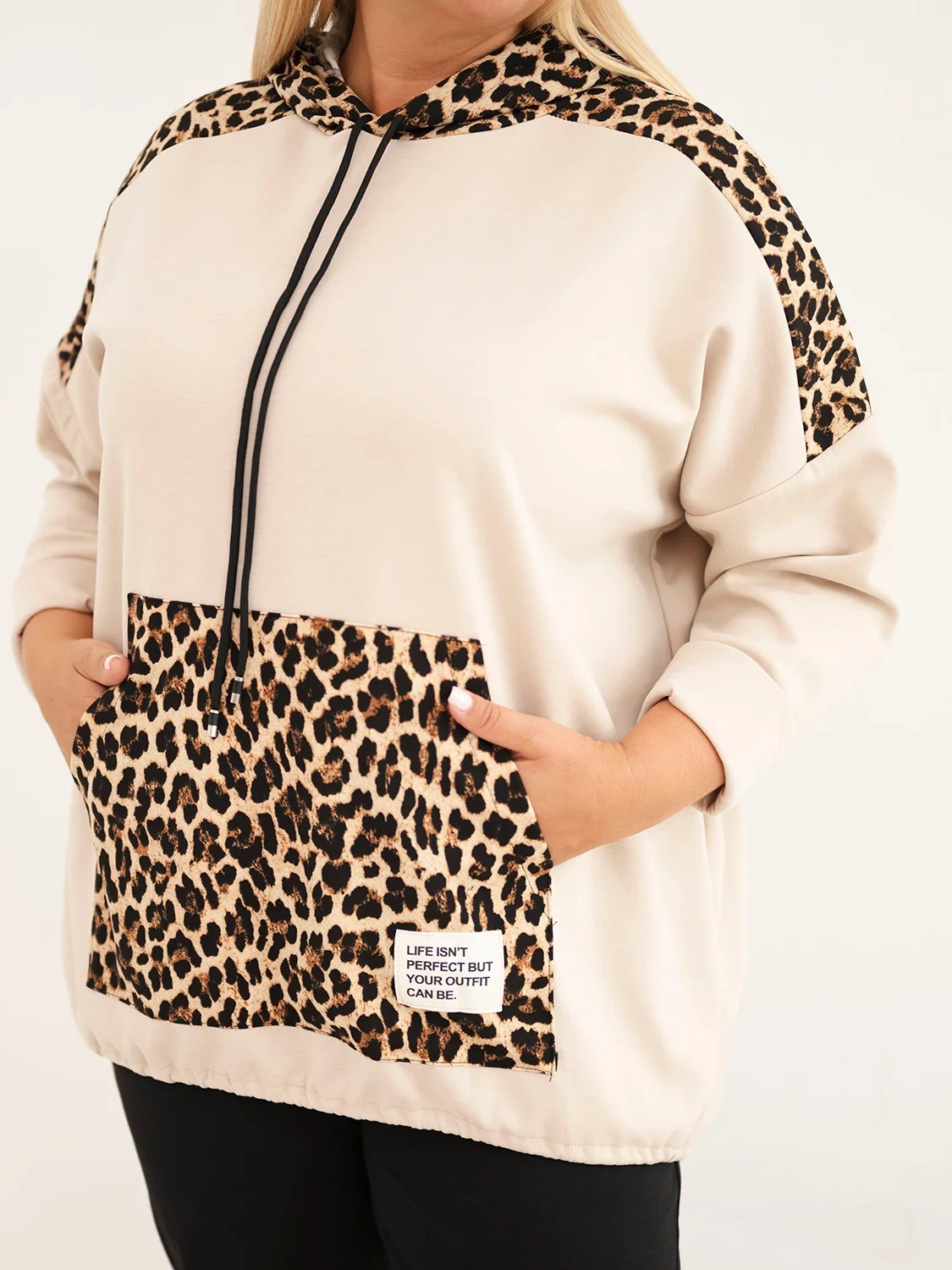 Plus Size naiste viskoosist kapuutsiga pusa pantrümustriga detailidega - Image 56