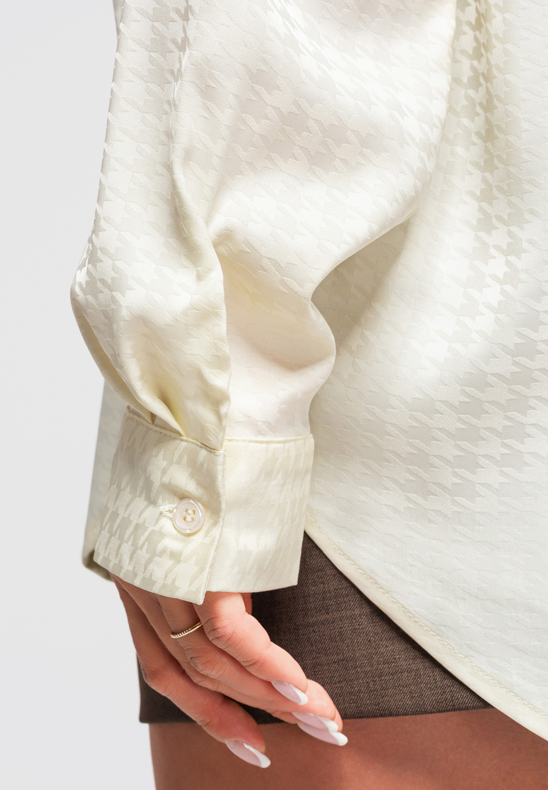 Naiste pikendatud lõikega särk Ombre Clothing - Image 5