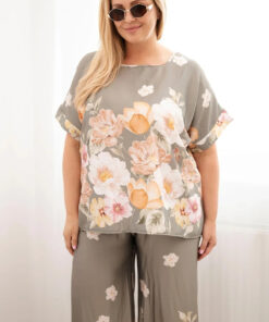 Naiste pluss-suuruses kaheosaline lillemustriga komplekt