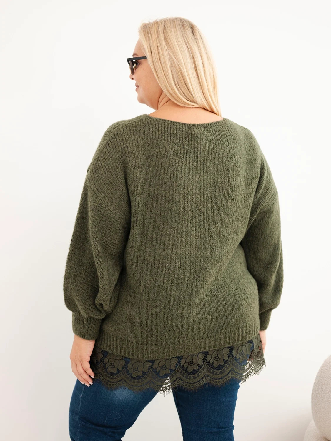 Naiste plus-size kampsun pitsäärega - Image 28