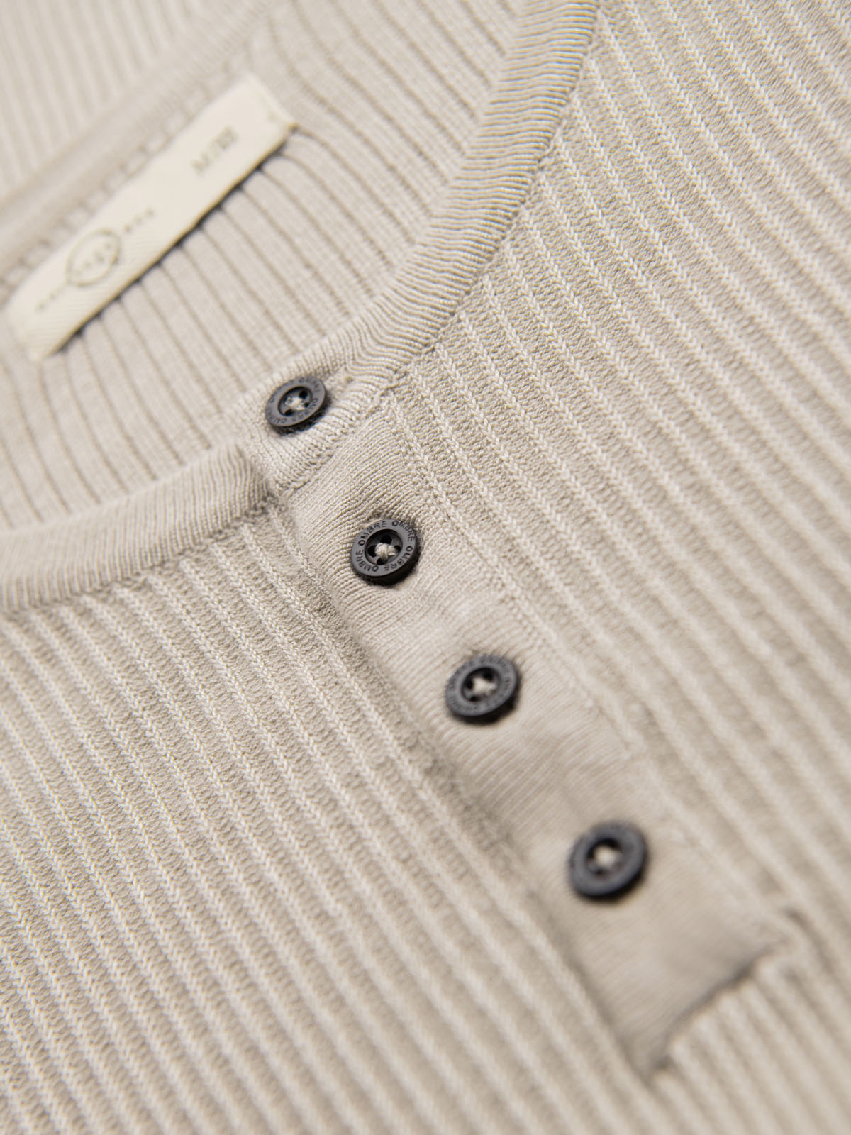 Meeste nööbitava kaelusega lühikeste varrukatega särk Ombre Clothing - Image 14