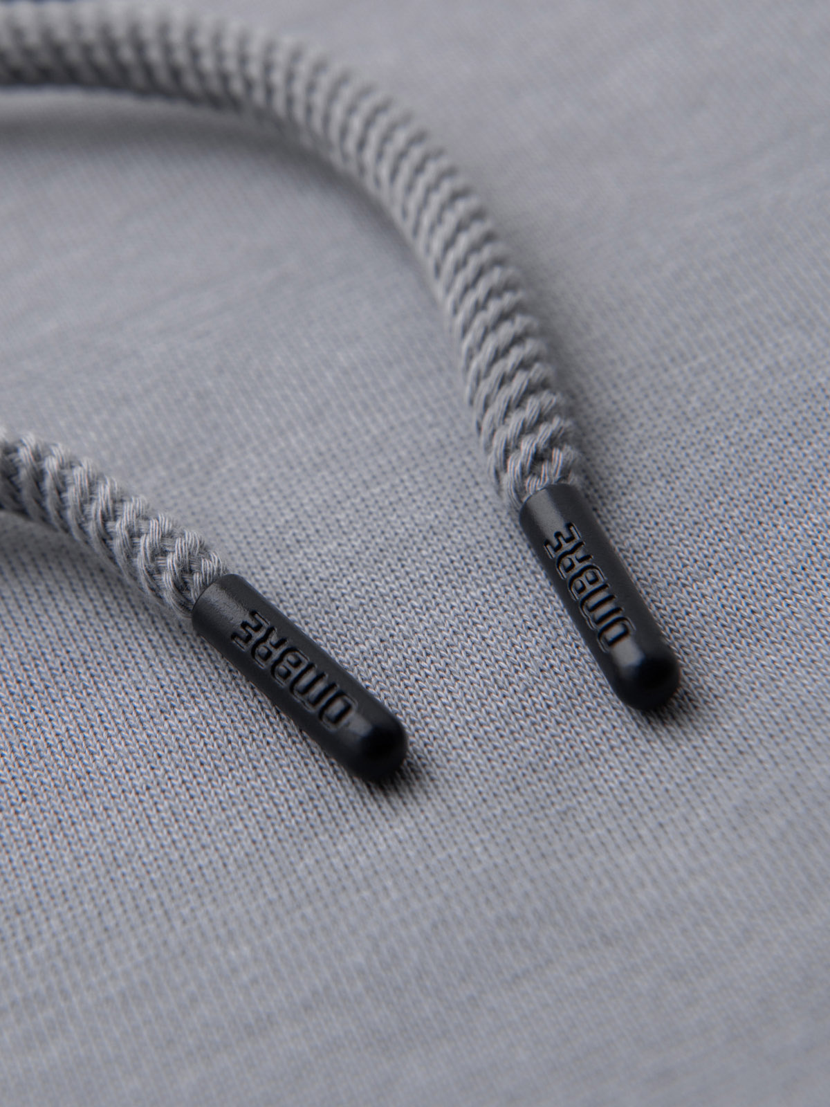 Meeste tõmblukuga kapuutsiga dressipluus Ombre Clothing - Image 10