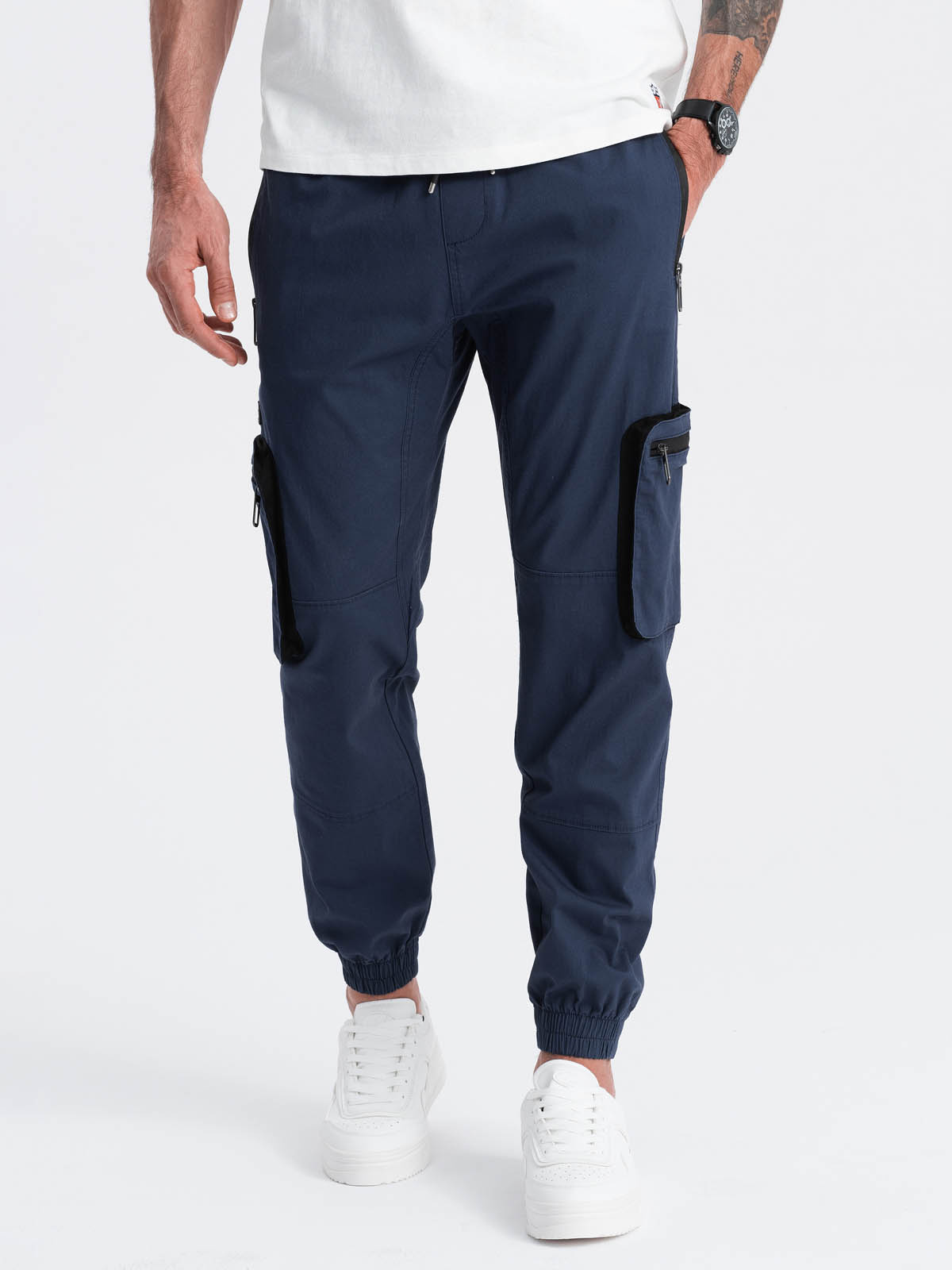 Meeste cargo-stiilis dressipüksid Ombre Clothing - Image 1