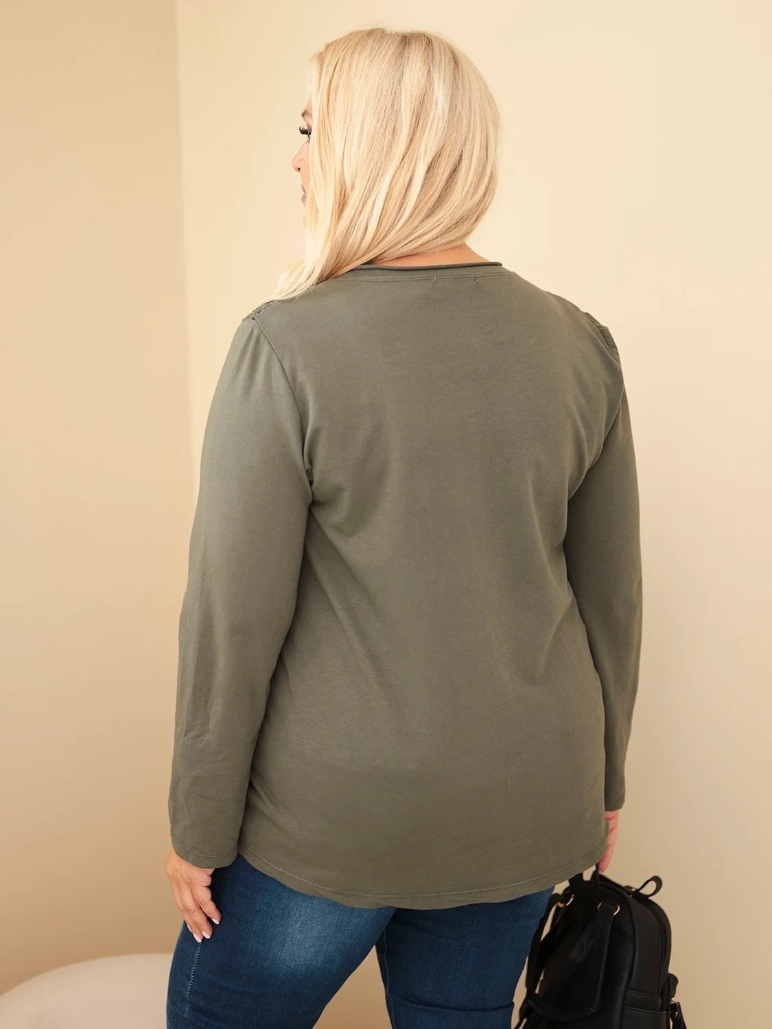 Naiste plus-size puuvillane pikkade varrukatega pusa pitsdetailiga - Image 31