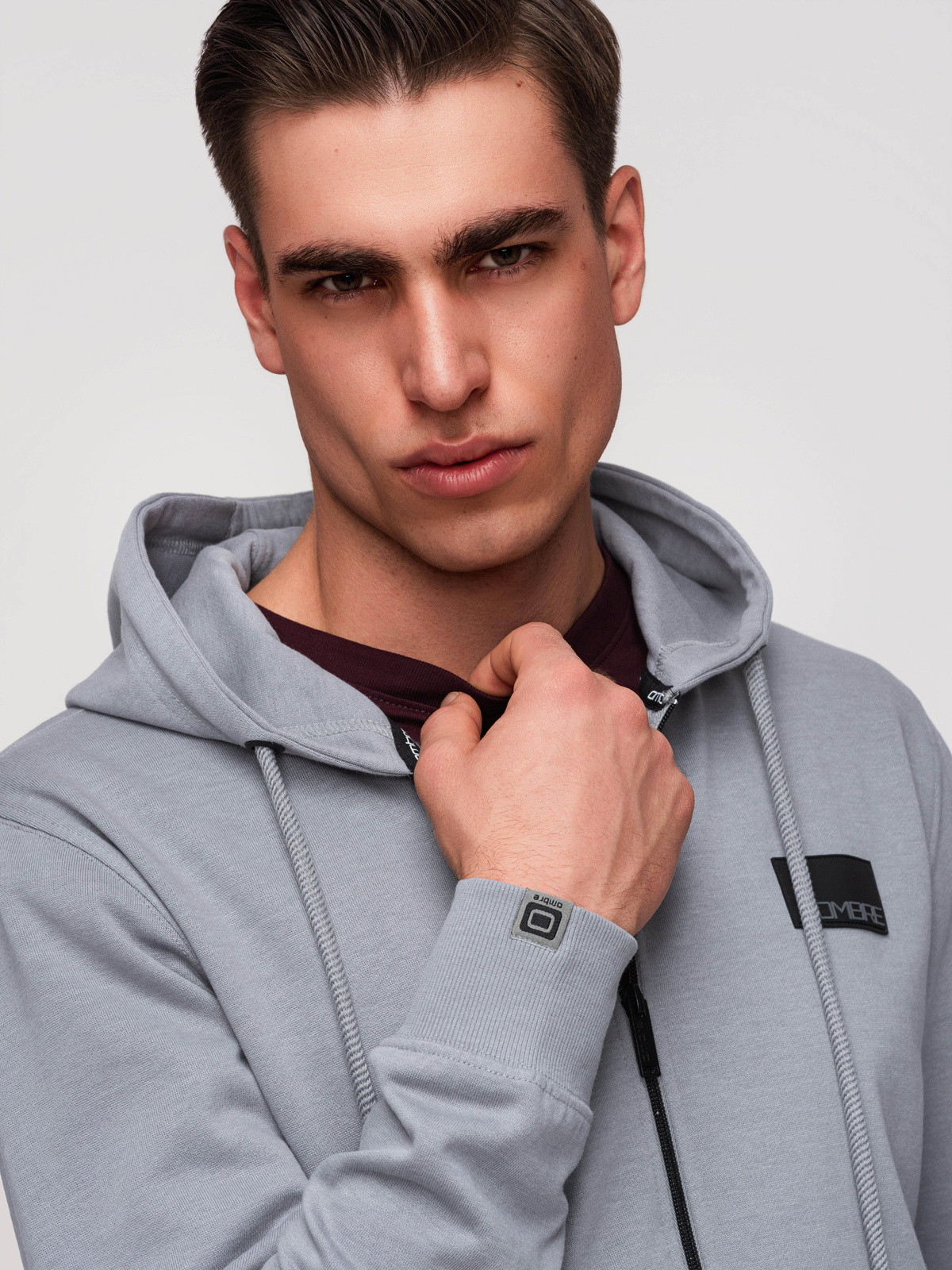Meeste tõmblukuga kapuutsiga dressipluus Ombre Clothing - Image 3