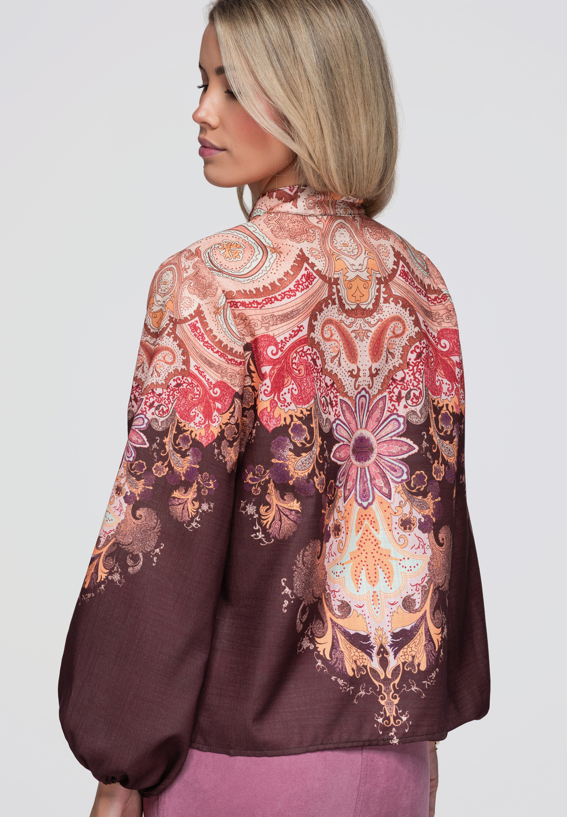 Naiste püstkrae ja mustriga pluus Ombre Clothing - Image 3