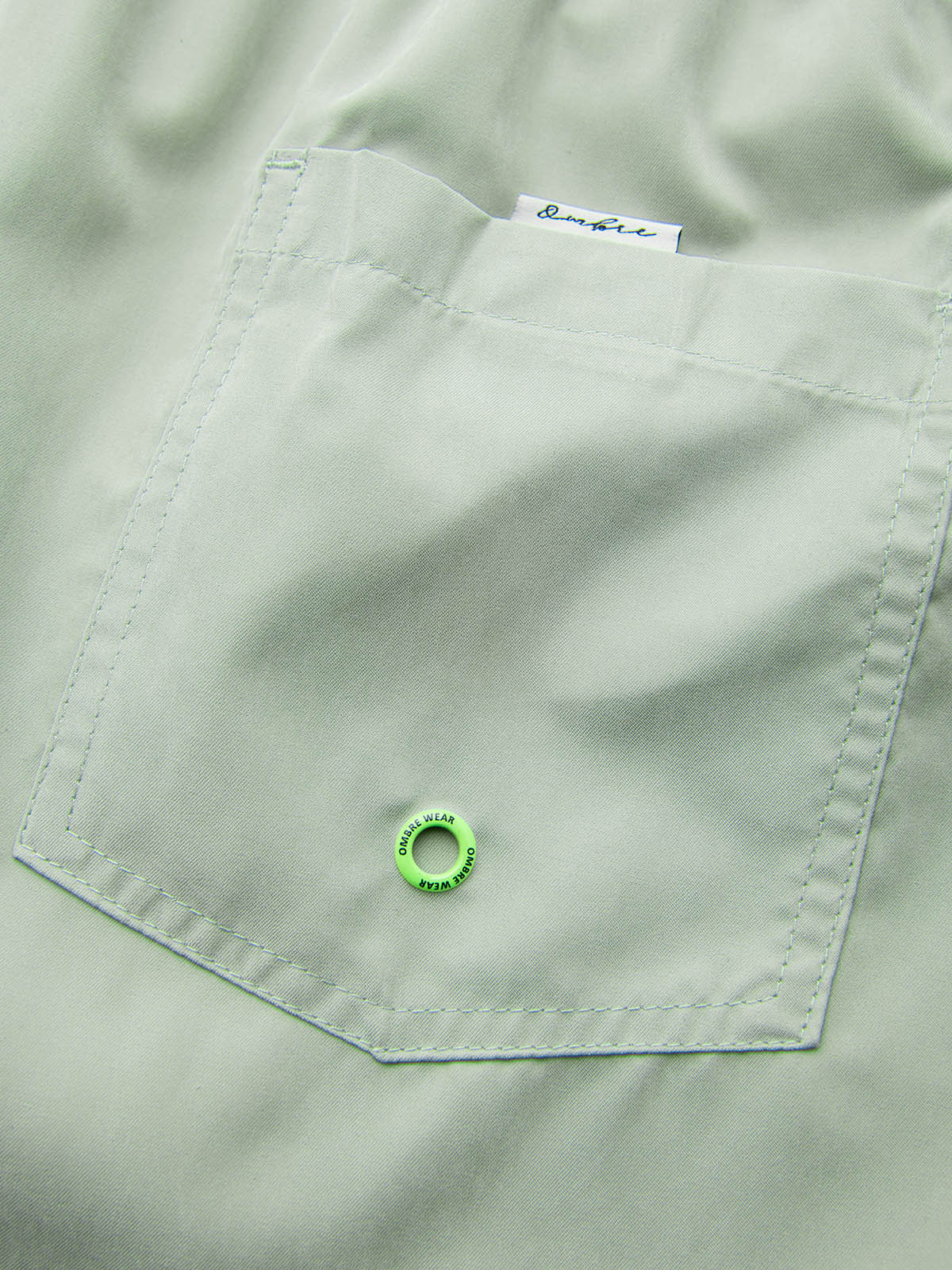 Meeste ujumispüksid matt viimistlusega kangast Ombre Clothing - Image 42