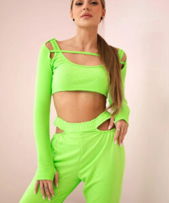 Naiste kaheosaline komplekt crop-top pluusi ja pükstega