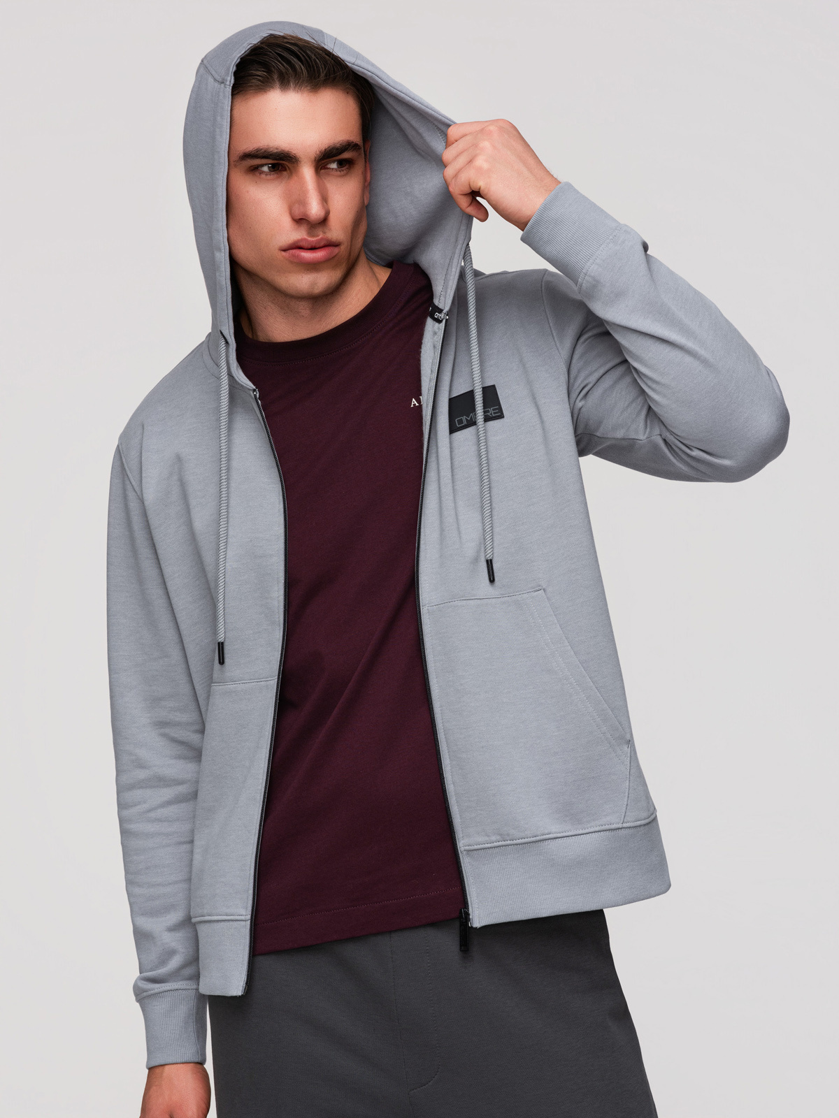 Meeste tõmblukuga kapuutsiga dressipluus Ombre Clothing - Image 5