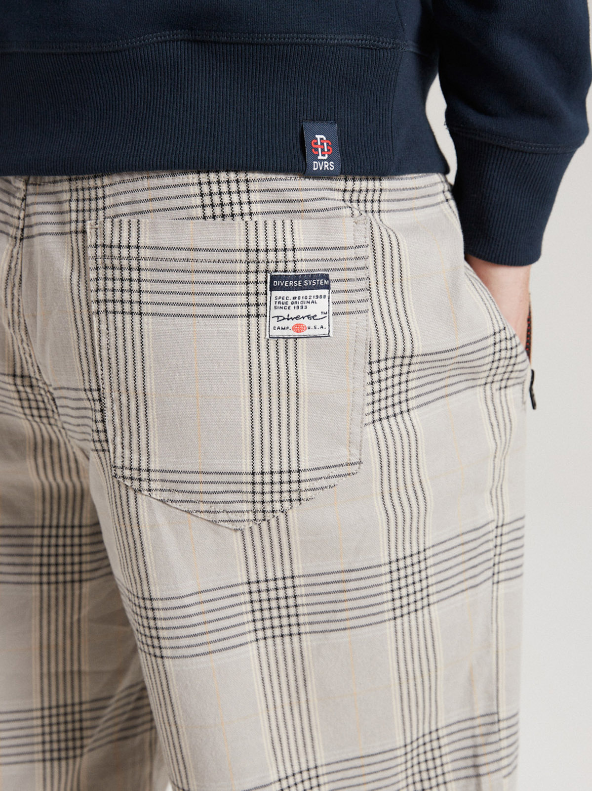 lühikesed püksid manfilz zips sh w452 - hall - Image 4