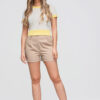 Ombre Clothing naiste kõrge pihaga lühikesed püksid voltidega - Thumbnail Image 2