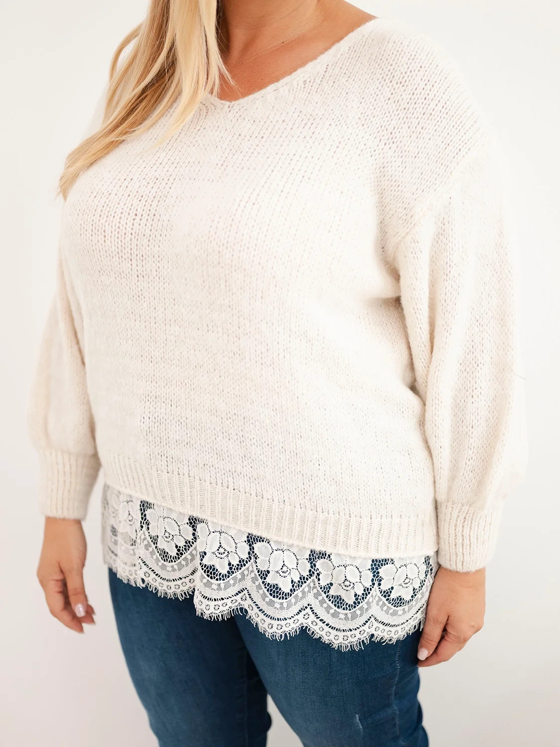 Naiste plus-size kampsun pitsäärega - Image 22