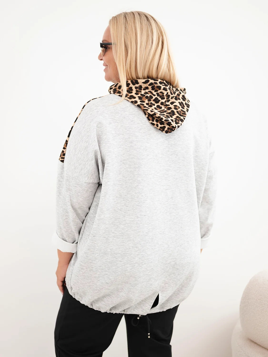Plus Size naiste viskoosist kapuutsiga pusa pantrümustriga detailidega - Image 63