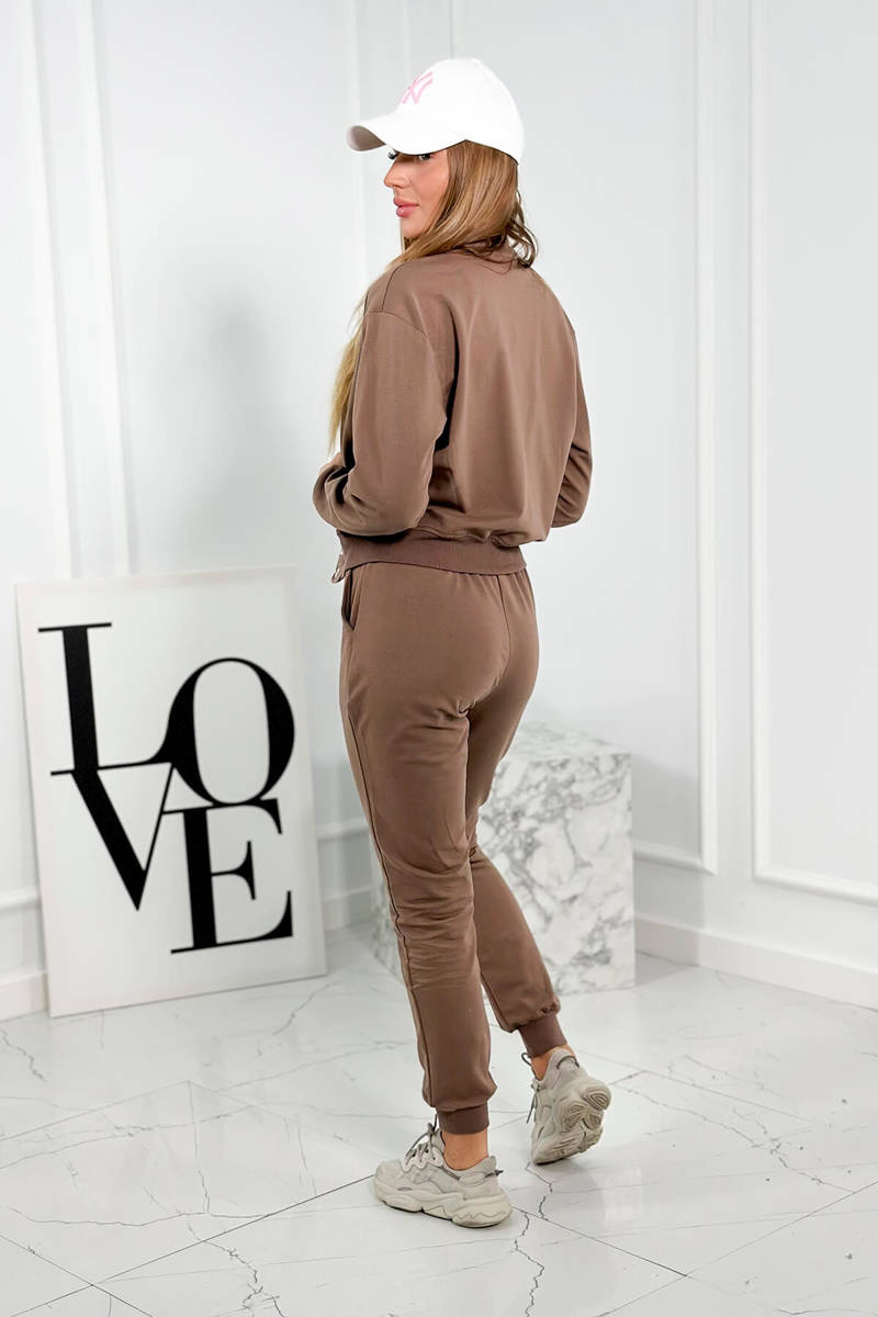 Kolmeosaline naiste vabaajakomplekt trukkidega pusa ja pükstega - Image 27
