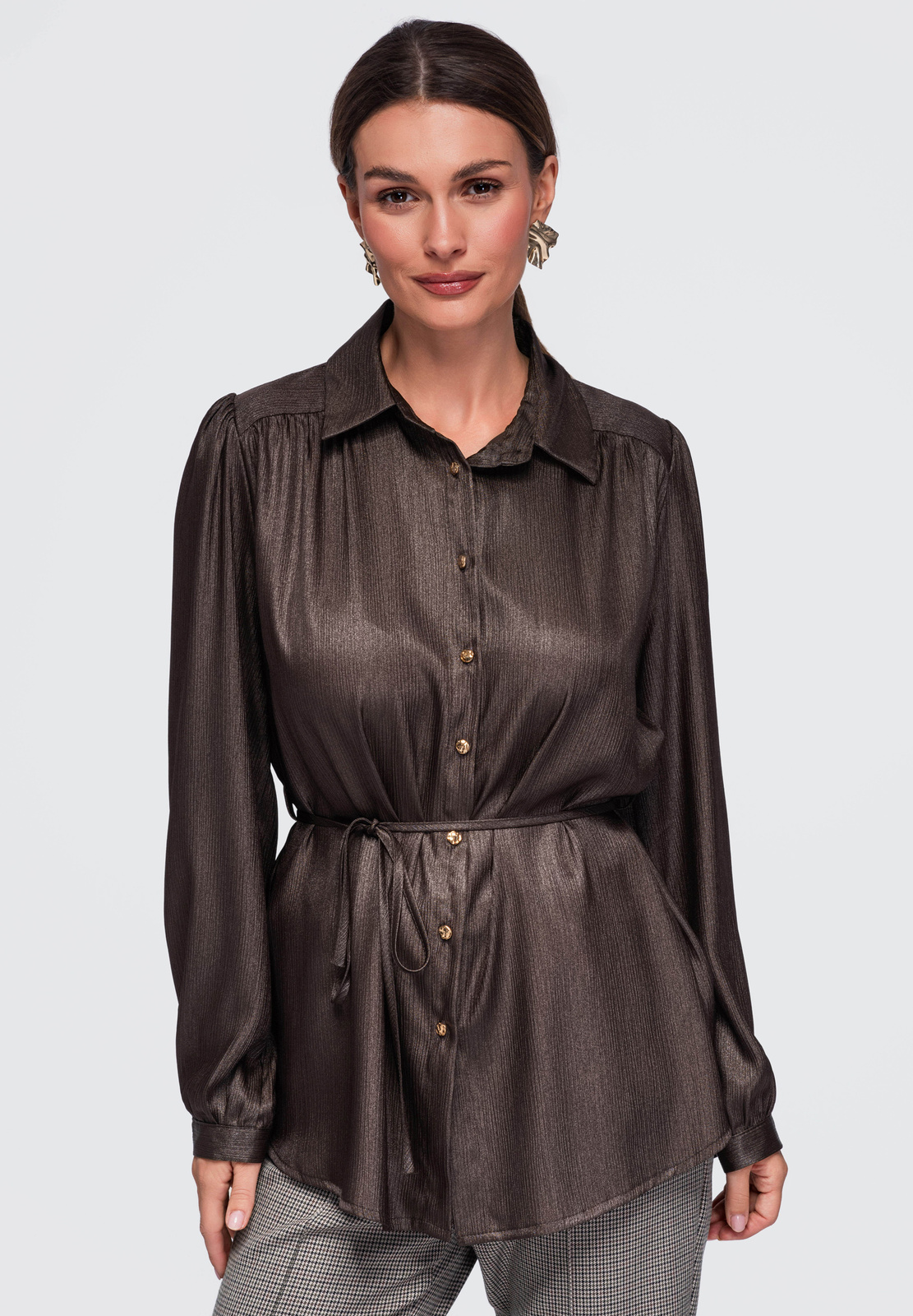 Pikema lõikega naiste särkpluus vööga Ombre Clothing - Image 6