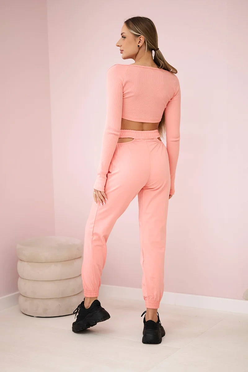 Naiste kaheosaline komplekt crop-top pluusi ja pükstega - Image 3