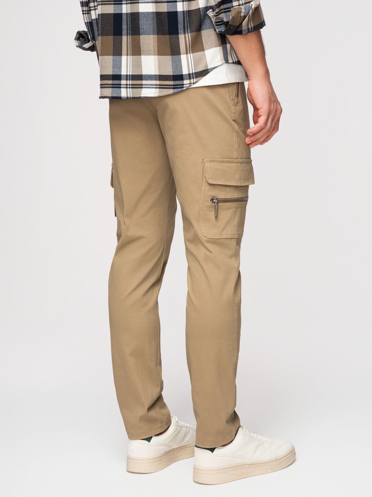 Meeste sirge lõikega cargo-püksid Ombre Clothing - Image 12