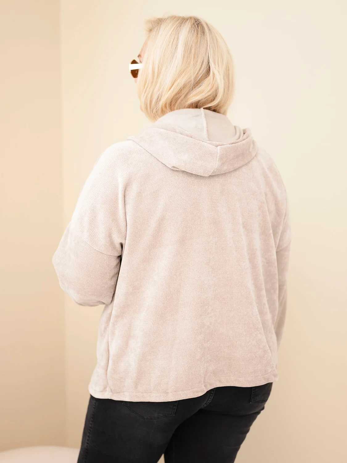 Naiste sametine lukuga kapuutsiga pusa Kesi Plus Size - Image 11