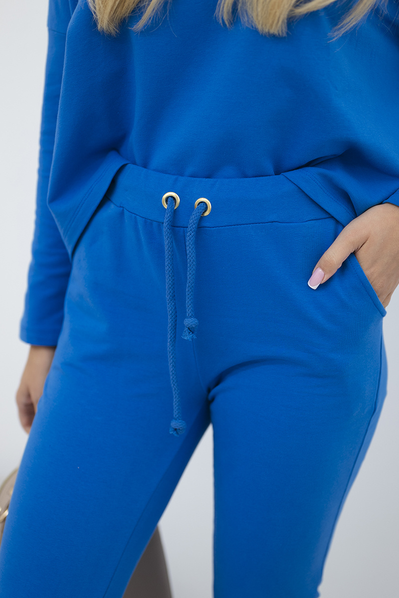 Naiste vabaajakomplekt Kesi oversize-pluusi ja pükstega - Image 4