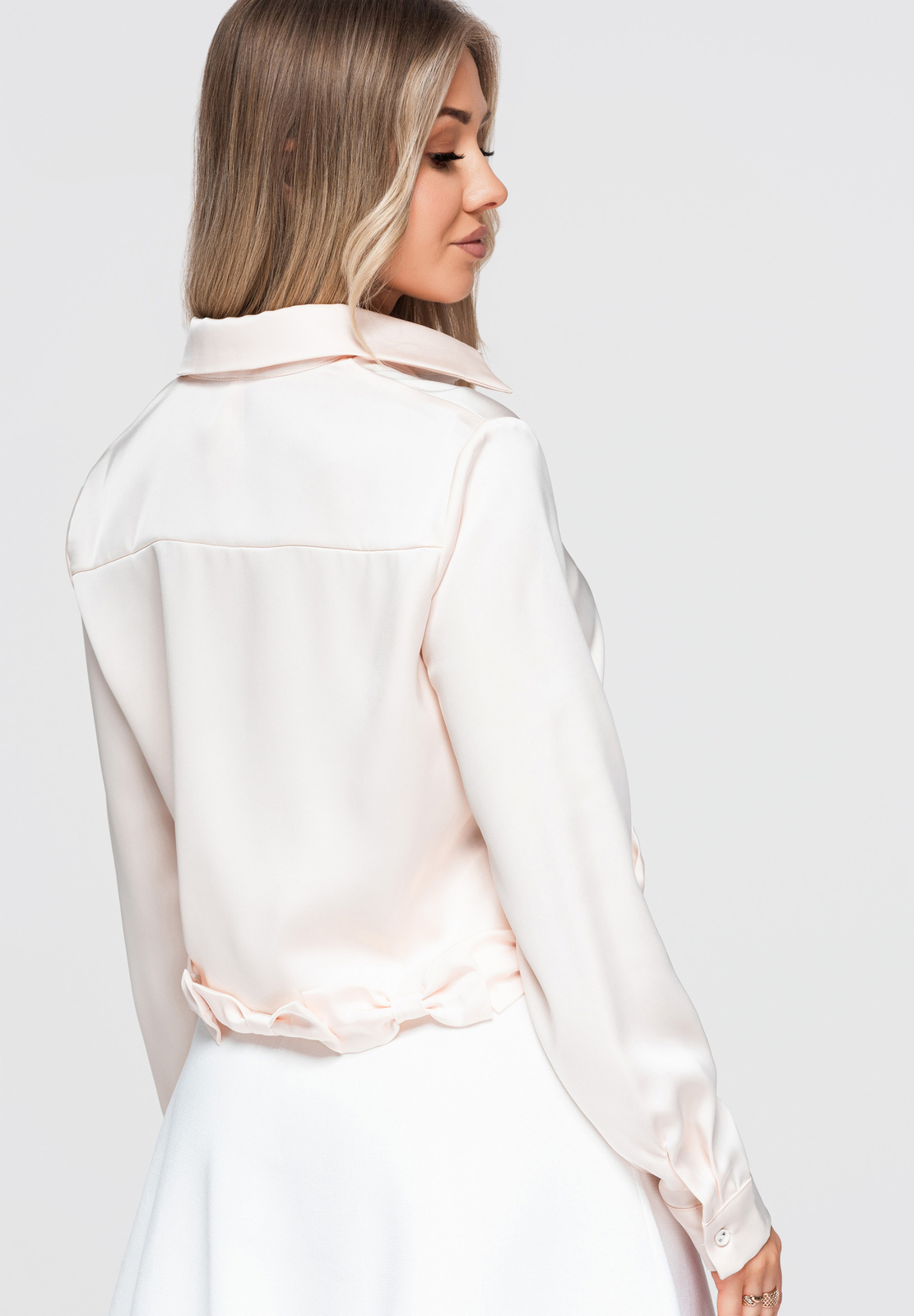 Lühike naiste triiksärk lipsukestega Ombre Clothing - Image 10